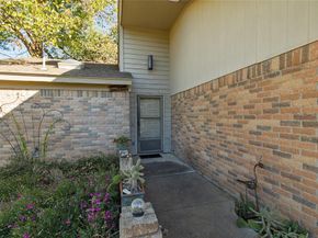 4909  Queen Court , Fort Worth Texas 76103