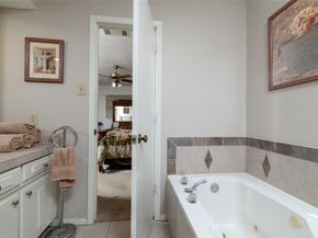 4909  Queen Court , Fort Worth Texas 76103