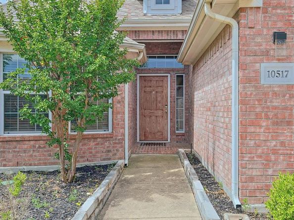 10517  Wentworth Drive , Rowlett Texas 75089