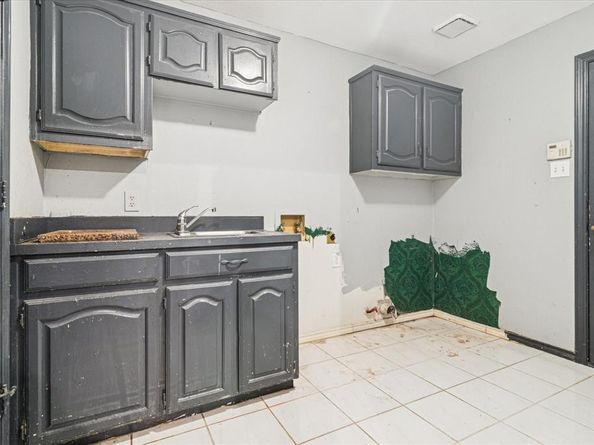 1235  Shores Boulevard , Rockwall Texas 75087