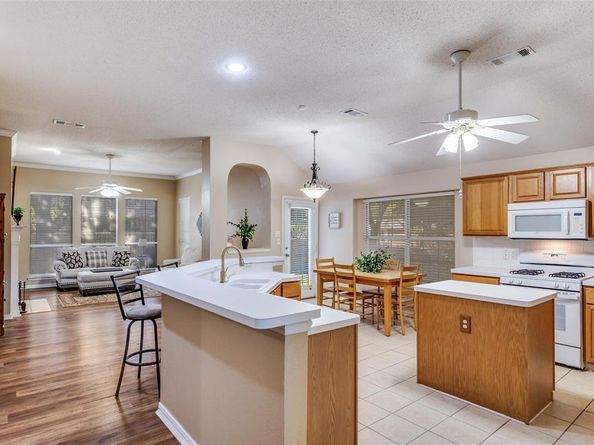 8021  Belladonna Drive , Fort Worth Texas 76123