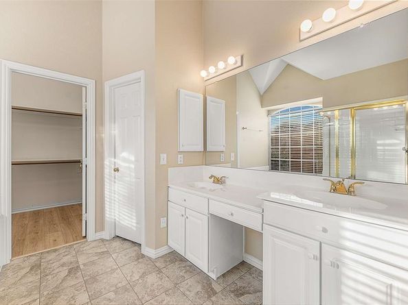 111  Midcrest Drive , Irving Texas 75063