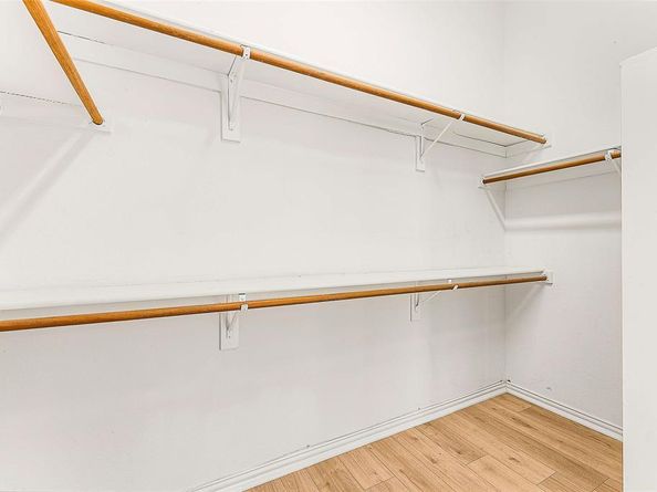 111  Midcrest Drive , Irving Texas 75063