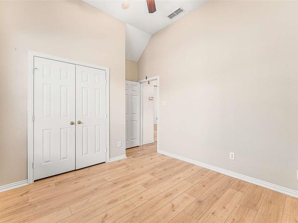 111  Midcrest Drive , Irving Texas 75063