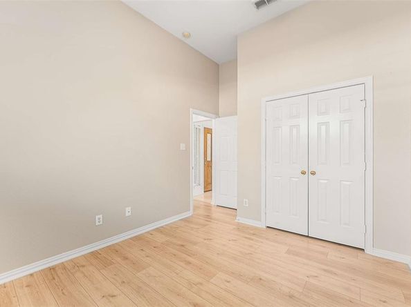 111  Midcrest Drive , Irving Texas 75063