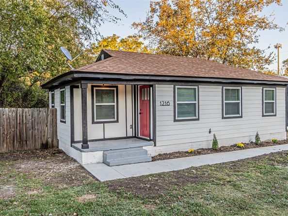 1216  Greenbrier Drive , River Oaks Texas 76114