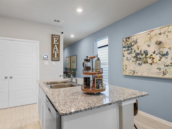 3044  PECAN FARM Lane , Fort Worth Texas 76140