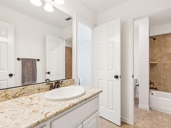 921  Escalante Trail , Prosper Texas 75078