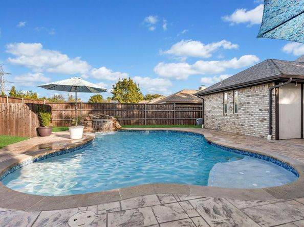 1509  Woodoak Drive , Richardson Texas 75082