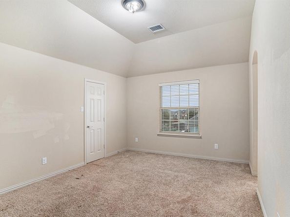 6132  Falls Lake Road , Fort Worth Texas 76179