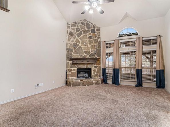 6132  Falls Lake Road , Fort Worth Texas 76179