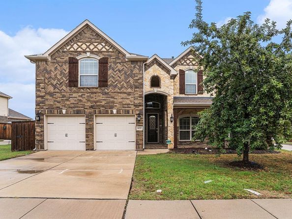 6132  Falls Lake Road , Fort Worth Texas 76179