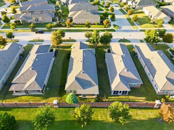 7992  Cool River Drive , Frisco Texas 75036