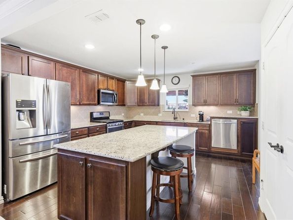 7992  Cool River Drive , Frisco Texas 75036