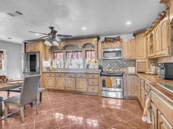 1317  Norman Street , Fort Worth Texas 76106