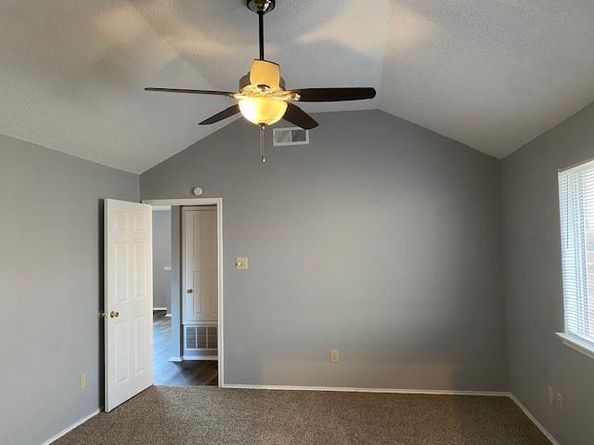 1512  Straus Road , Cedar Hill Texas 75104