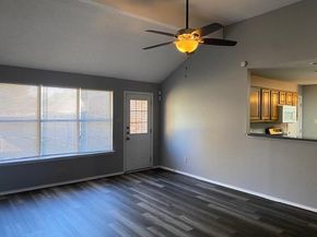 1512  Straus Road , Cedar Hill Texas 75104