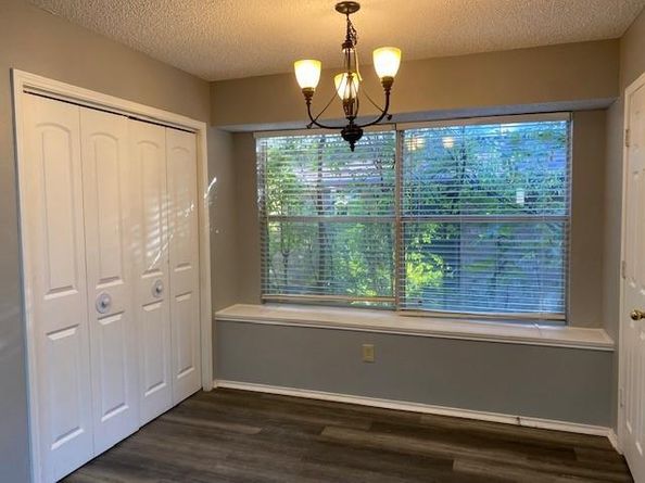 1512  Straus Road , Cedar Hill Texas 75104