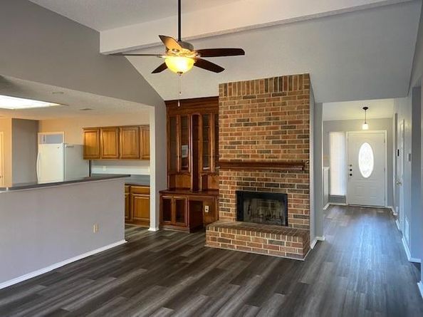 1512  Straus Road , Cedar Hill Texas 75104