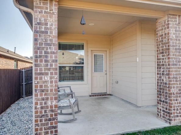 2513  Clay Creek Lane , Fort Worth Texas 76177