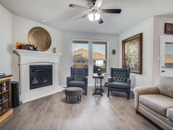 2513  Clay Creek Lane , Fort Worth Texas 76177