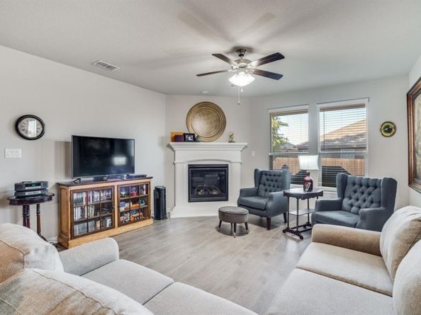 2513  Clay Creek Lane , Fort Worth Texas 76177