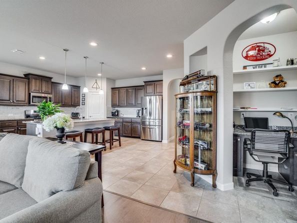 2513  Clay Creek Lane , Fort Worth Texas 76177