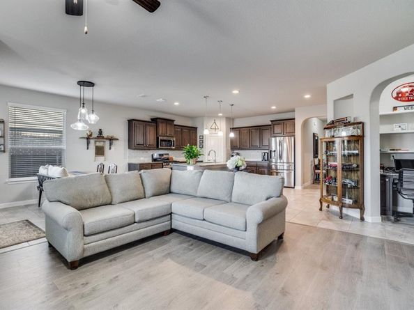 2513  Clay Creek Lane , Fort Worth Texas 76177