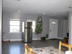 2770 E Ann Arbor Avenue , Dallas Texas 75216