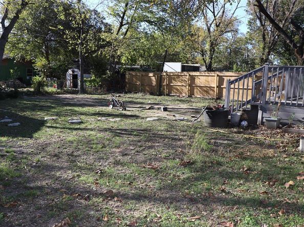 2770 E Ann Arbor Avenue , Dallas Texas 75216