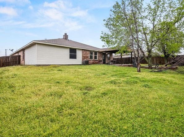 317  Briar Oaks Drive , Royse City Texas 75189