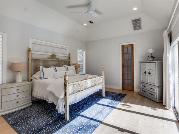 4206  Manning Lane , Dallas Texas 75220