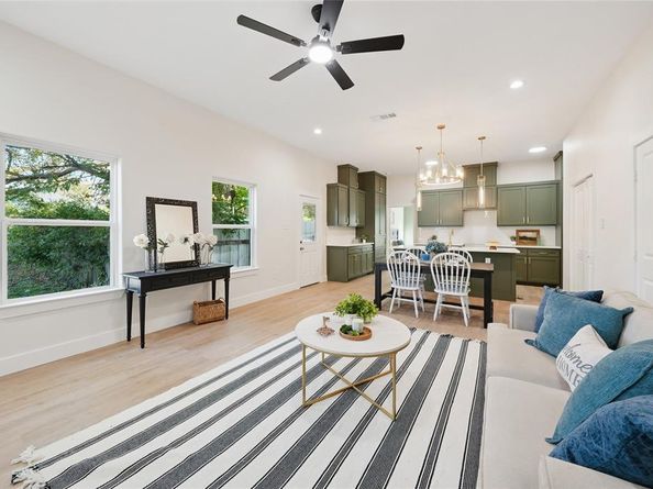 830  Stamps Avenue , Fort Worth Texas 76114