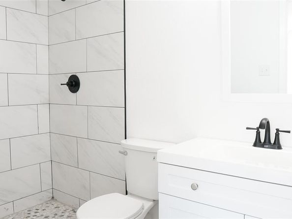 2009  Clark Trail , Grand Prairie Texas 75052