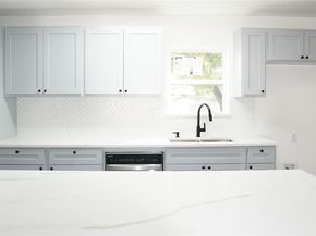 2009  Clark Trail , Grand Prairie Texas 75052