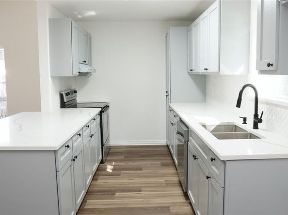 2009  Clark Trail , Grand Prairie Texas 75052