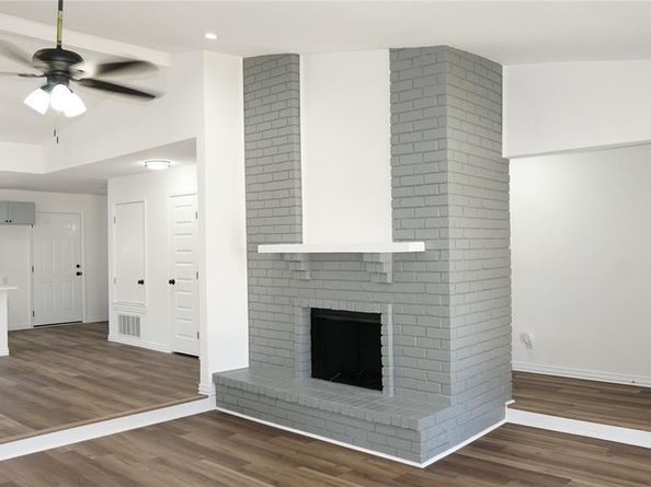 2009  Clark Trail , Grand Prairie Texas 75052