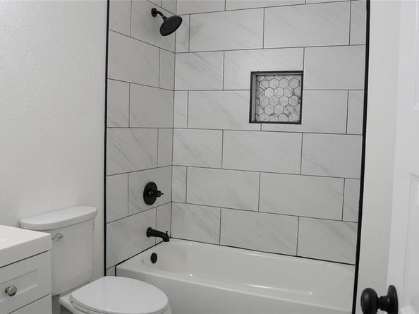 2009  Clark Trail , Grand Prairie Texas 75052