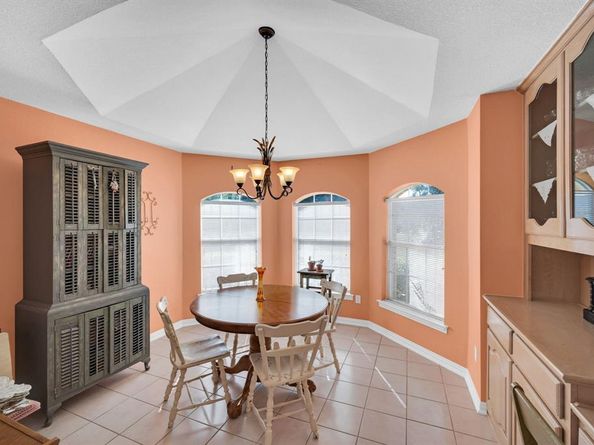 1713  Turtle Point Drive , DeSoto Texas 75115