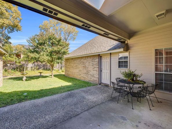 1713  Turtle Point Drive , DeSoto Texas 75115