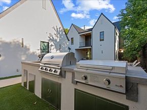 5839  Richmond Avenue , Dallas Texas 75206