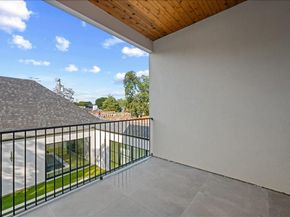 5839  Richmond Avenue , Dallas Texas 75206