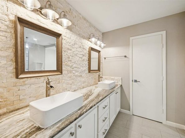 3120  San Sebastian Drive , Carrollton Texas 75006