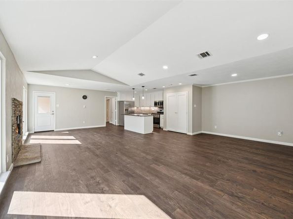 3120  San Sebastian Drive , Carrollton Texas 75006