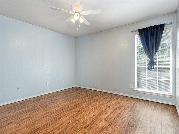 2514  Fallview Lane , Carrollton Texas 75007