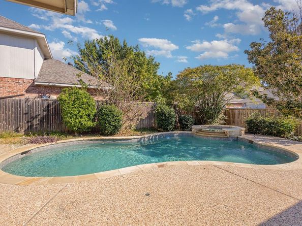 2514  Fallview Lane , Carrollton Texas 75007