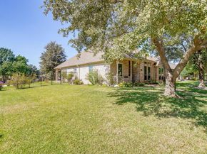7116  Deer Hollow Drive , Fort Worth Texas 76132
