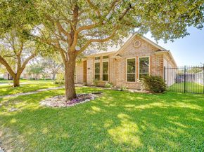 7116  Deer Hollow Drive , Fort Worth Texas 76132
