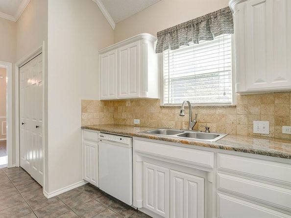 7116  Deer Hollow Drive , Fort Worth Texas 76132