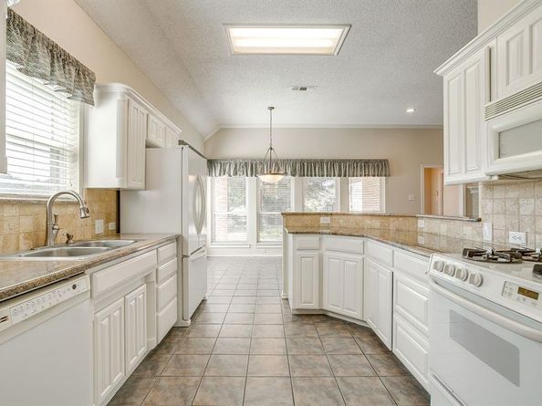 7116  Deer Hollow Drive , Fort Worth Texas 76132